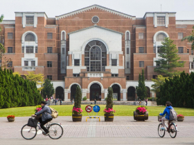 從小撿回收，他進台大震撼「不是給鄉下人讀的」...多年後領悟：人家苦幹十代，憑什麼輸你十年寒窗